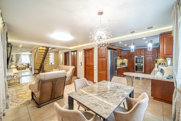 Купить  дом